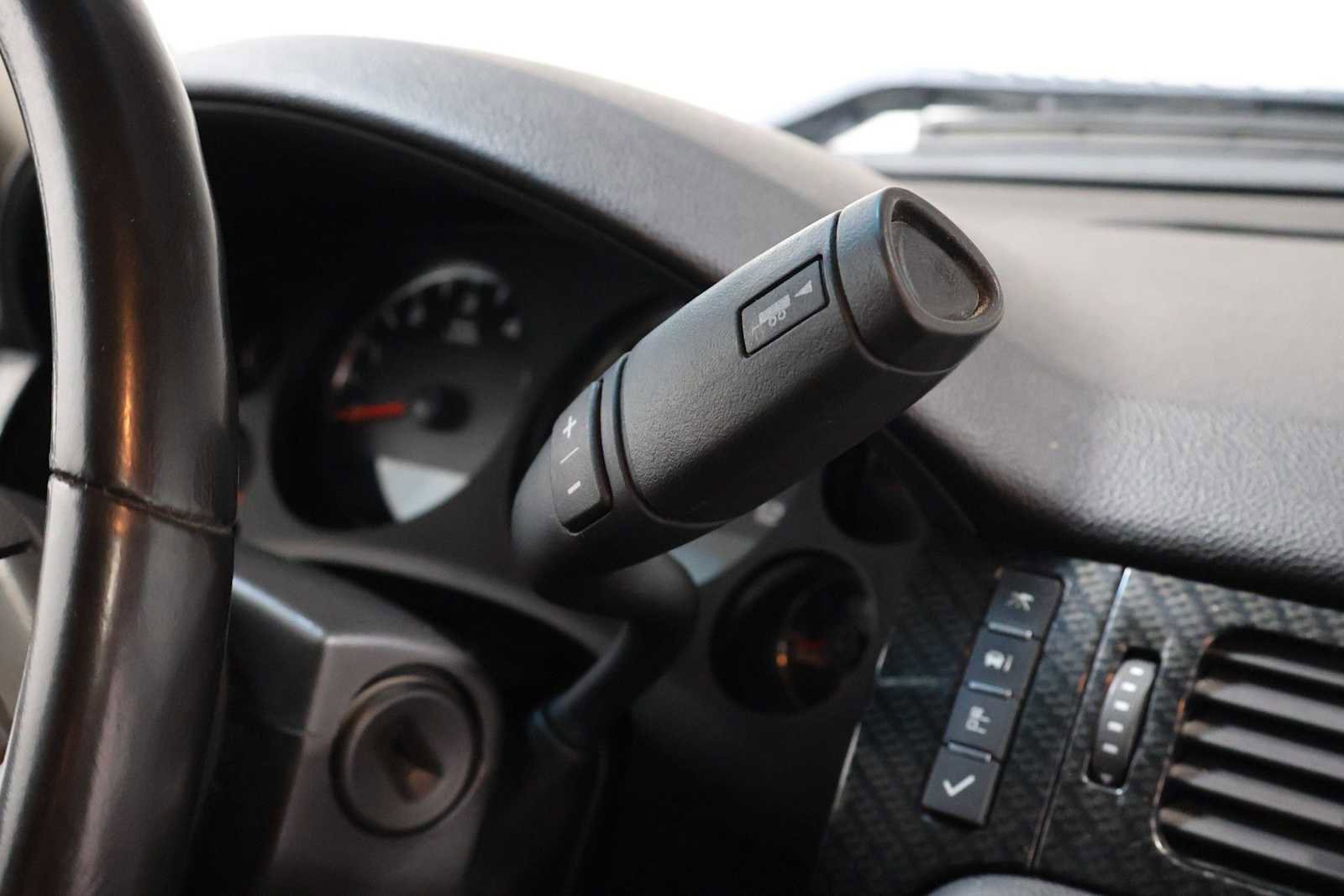 Used 2010 GMC Sierra 1500 SLT AWD/4WD image 19