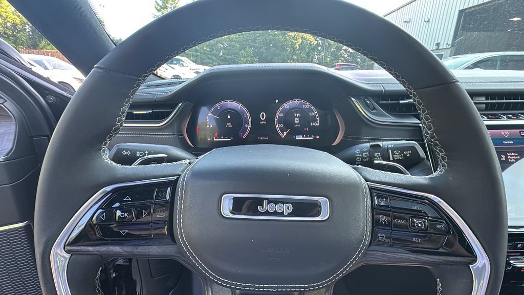 Used 2023 Jeep Grand Cherokee L Overland AWD/4WD image 14