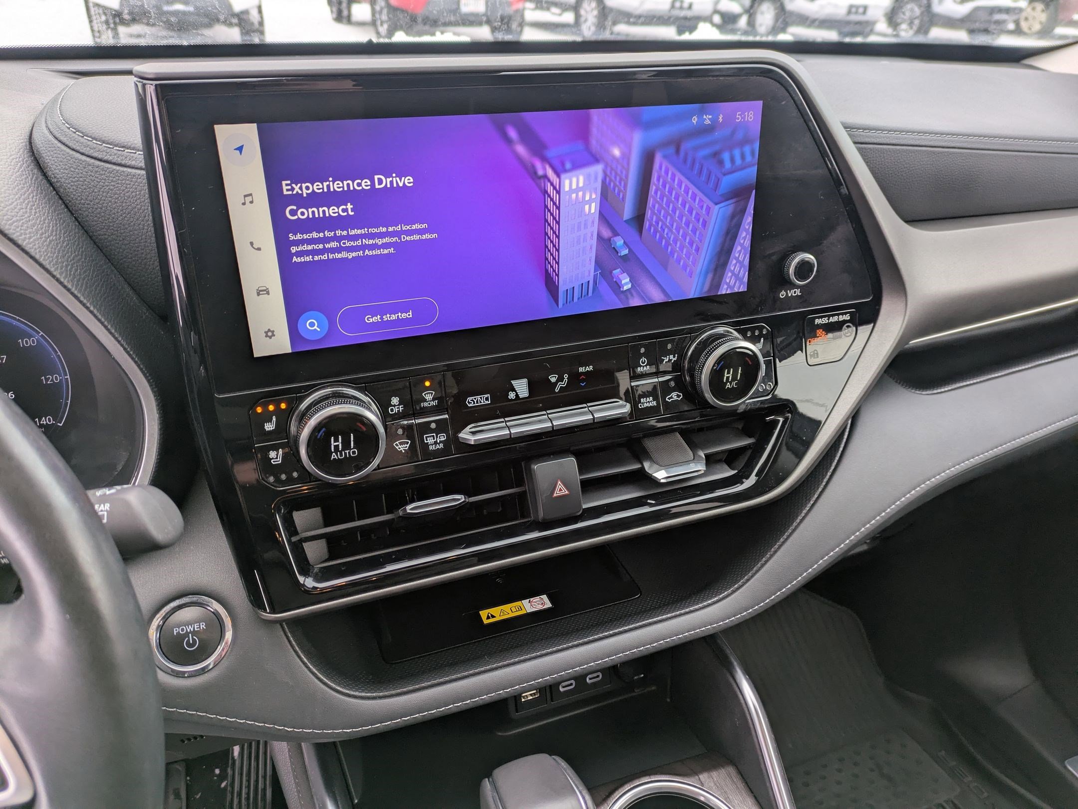 Used 2023 Toyota Highlander Limited image 11