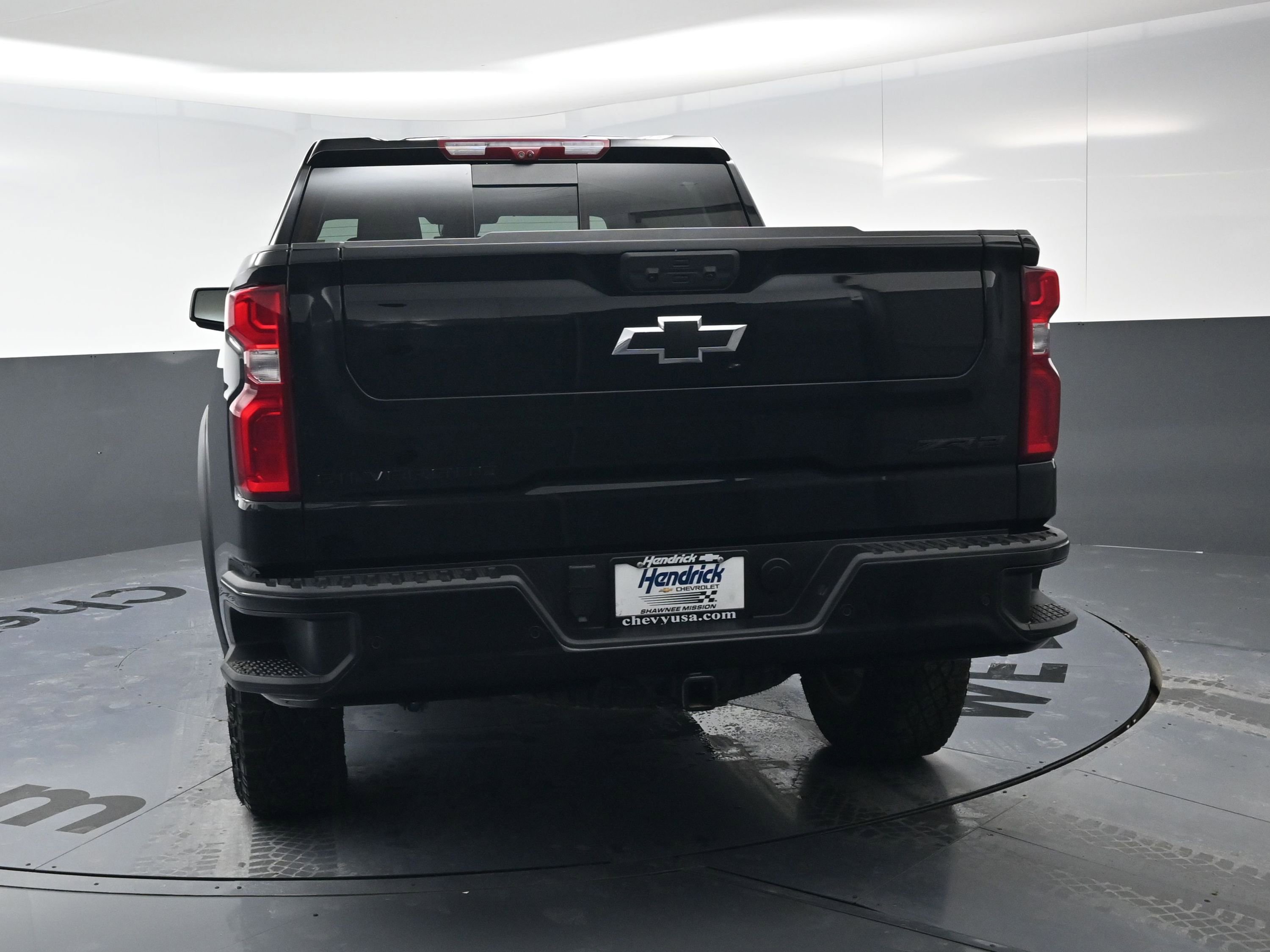 Certified 2025 Chevrolet Silverado 1500 ZR2 w/ Technology Package image 8