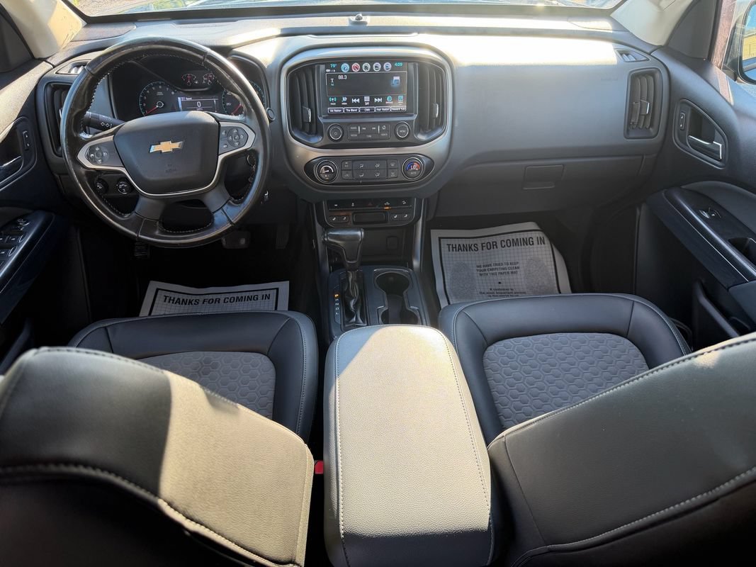 Used 2018 Chevrolet Colorado Z71 AWD/4WD image 35