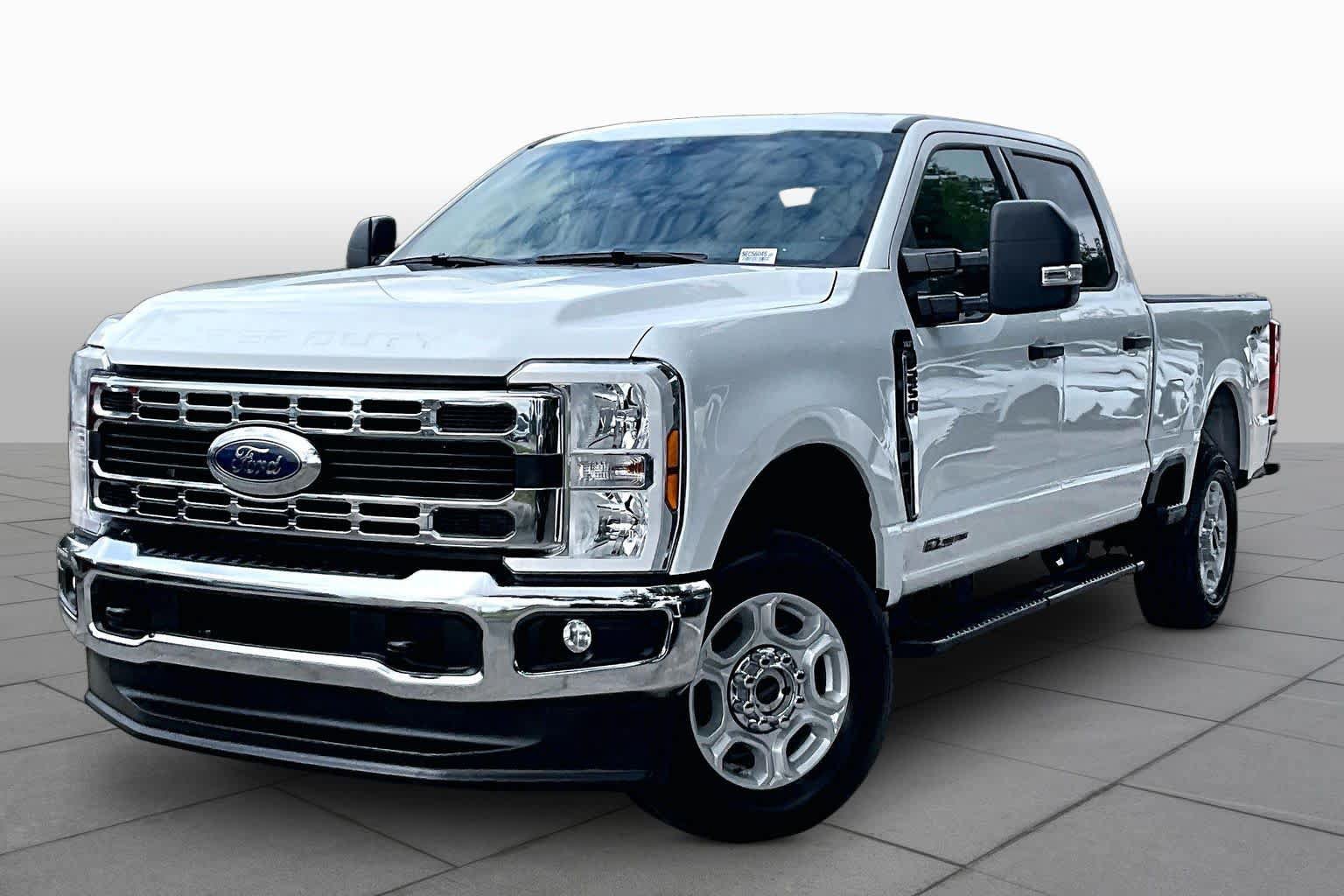 Used 2025 Ford F250 XLT AWD/4WD image 1