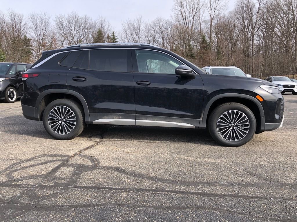 New 2026 Volkswagen Tiguan S AWD/4WD image 8