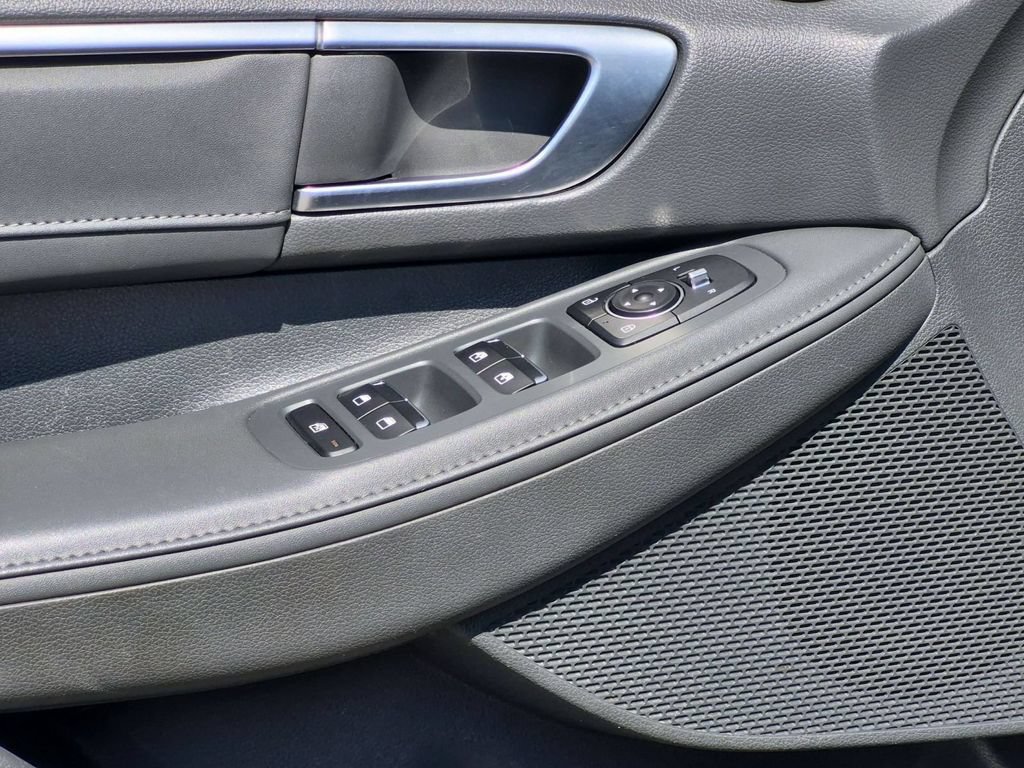Used 2020 Hyundai Sonata Limited w/ Cargo Package FWD image 16