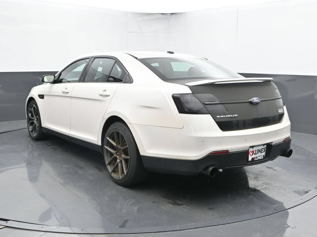 Used 2017 Ford Taurus SHO AWD/4WD image 10