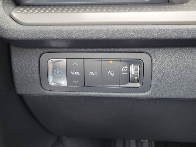 New 2026 Chevrolet Traverse LT AWD/4WD image 11