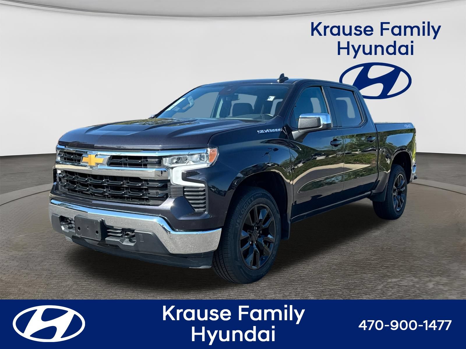 Used 2023 Chevrolet Silverado 1500 LT AWD/4WD image 3
