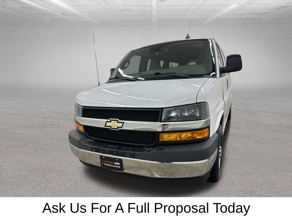 Used 2019 Chevrolet Express 3500 LT w/ LT Preferred Equipment Group RWD image 7