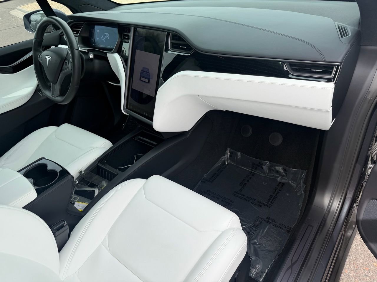 Used 2018 Tesla Model X 75D AWD/4WD image 11