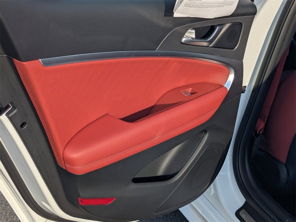 Used 2025 Genesis G70 3.3T Advanced image 18