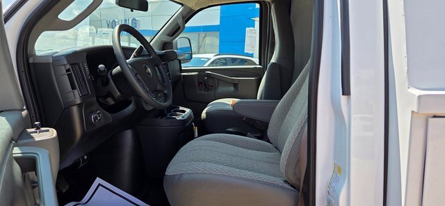New 2025 Chevrolet Express 3500 Work Van w/ Power Convenience Package image 11
