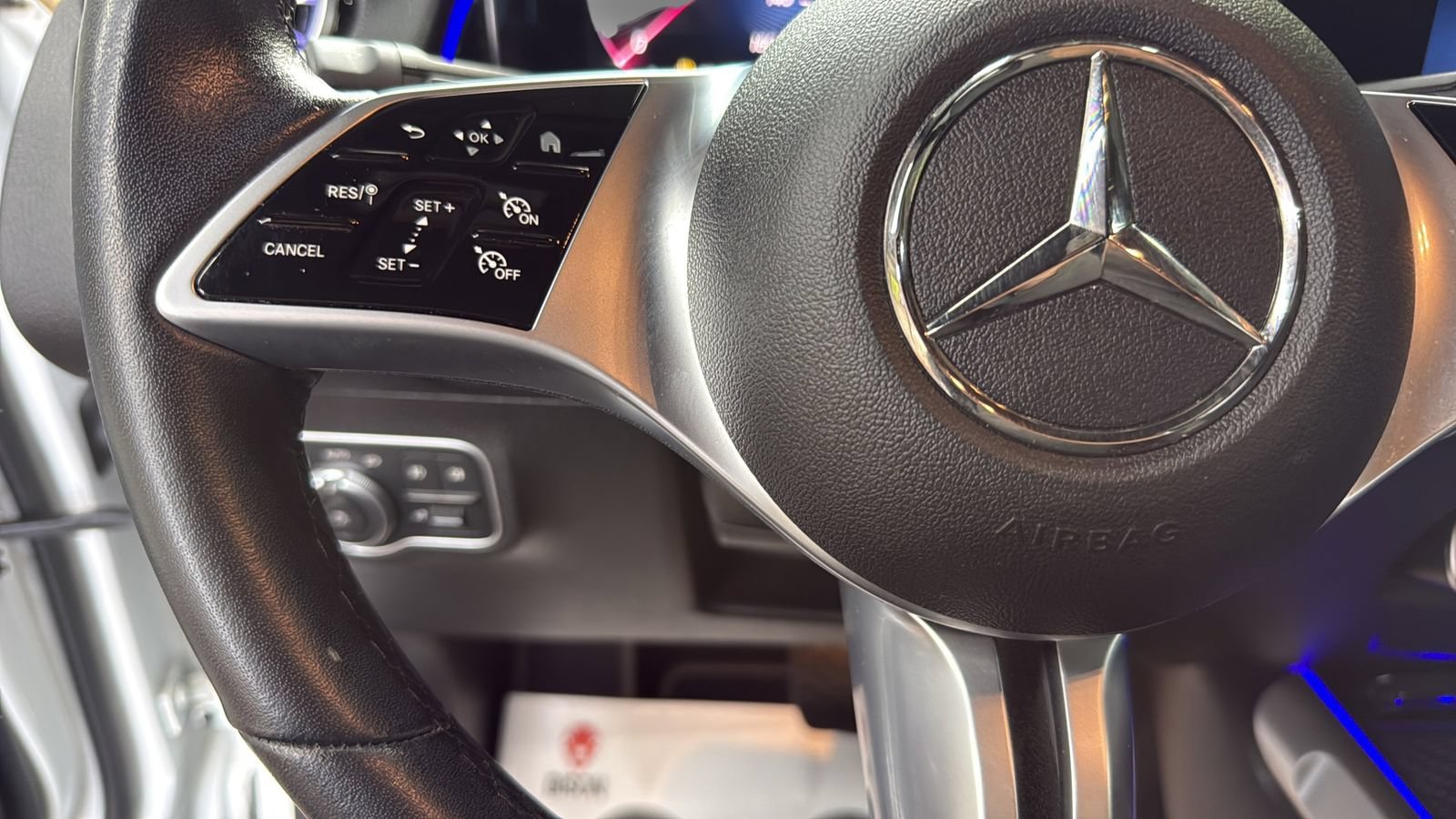 Used 2024 Mercedes-Benz GLB 250 image 16