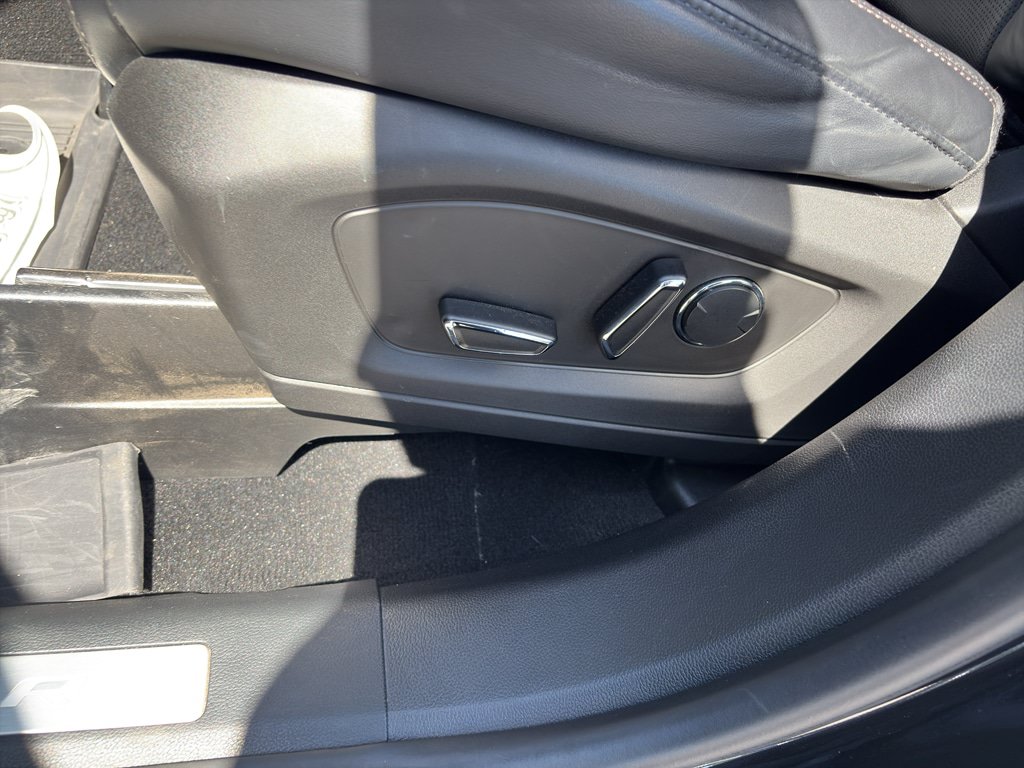 Used 2020 Ford Explorer Platinum AWD/4WD image 19