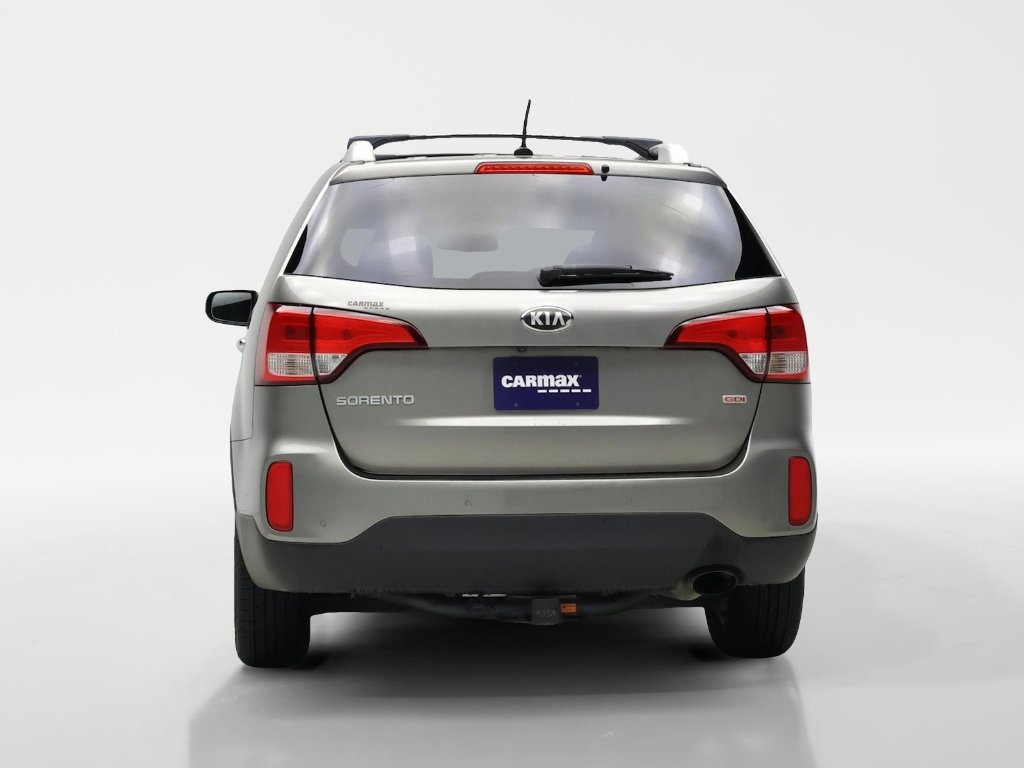 Used 2015 Kia Sorento LX image 7