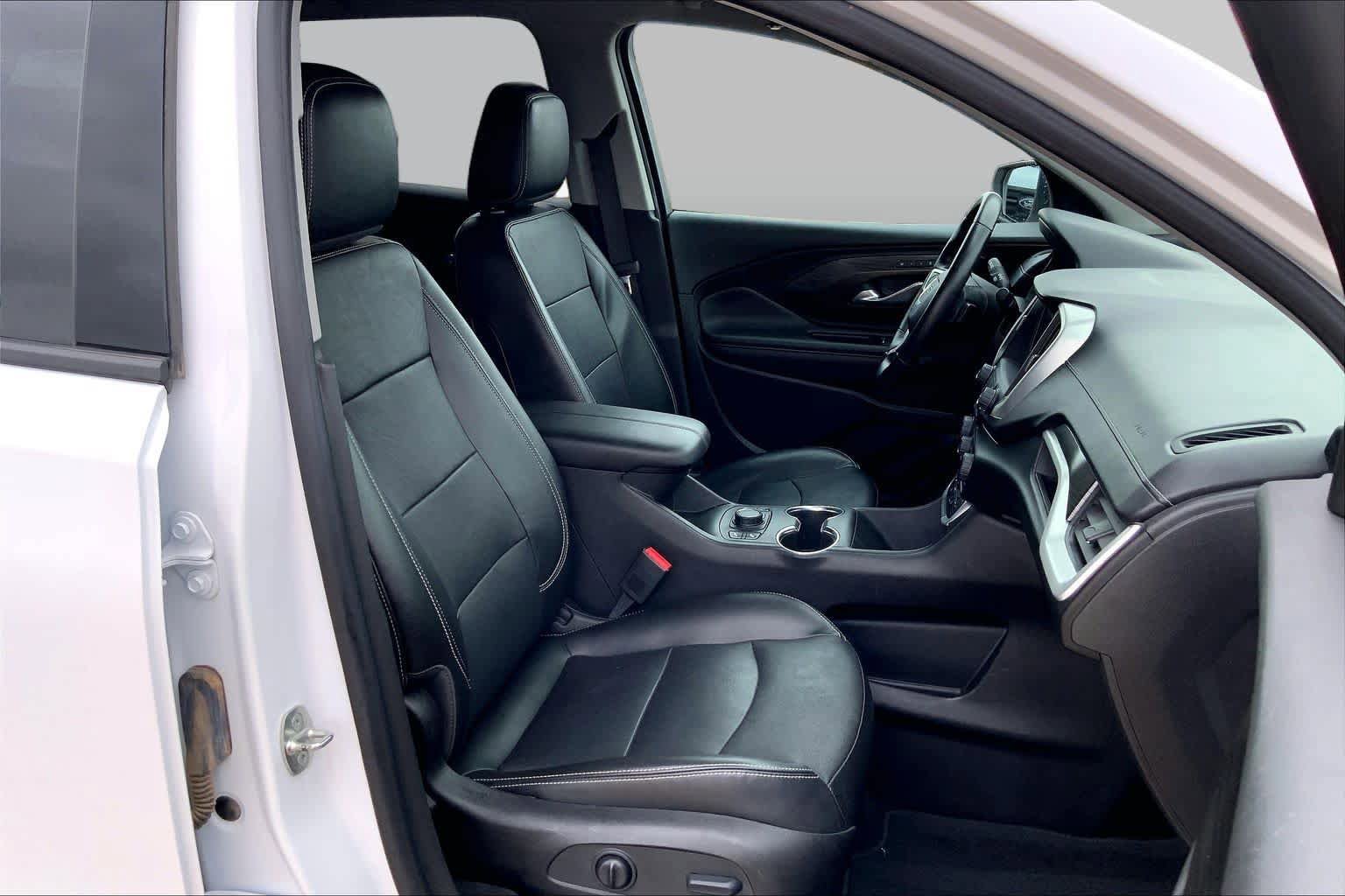Used 2022 GMC Terrain SLT FWD image 9