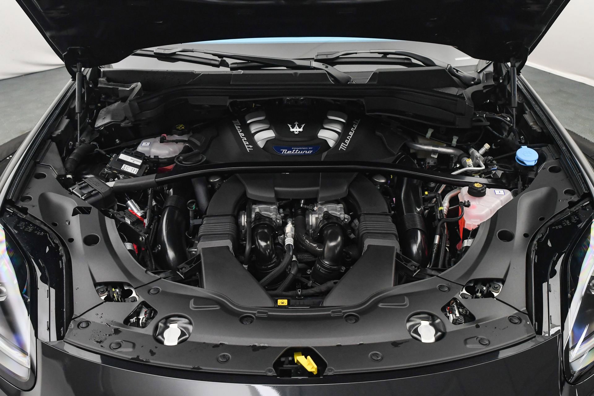 New 2025 Maserati Grecale Trofeo image 29