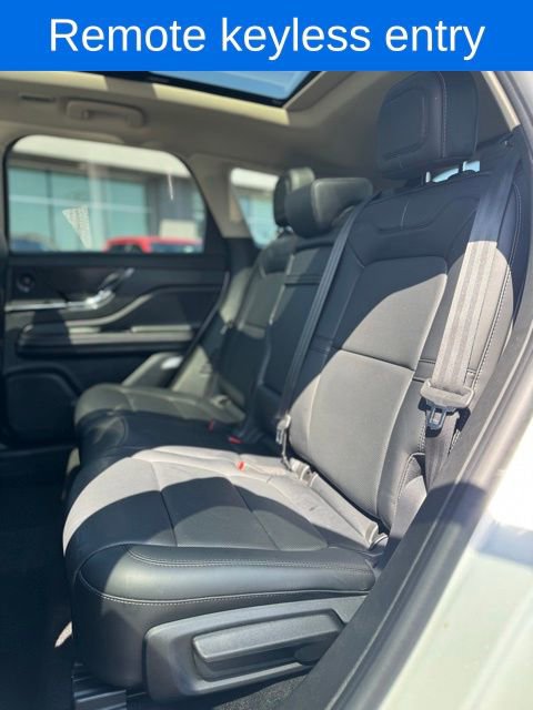 Certified 2025 Lincoln Corsair Reserve w/ Equipment Group 202A image 24