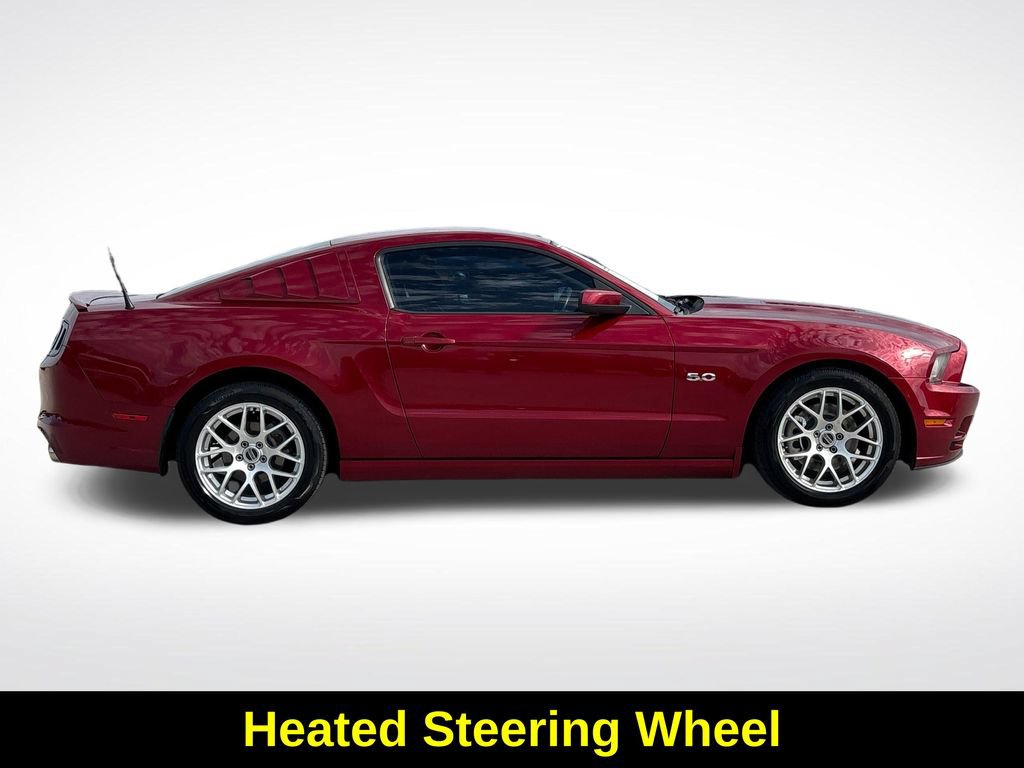 Used 2014 Ford Mustang GT Premium w/ Comfort Package RWD image 10