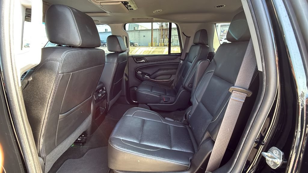 Used 2017 GMC Yukon SLT w/ Open Road Package AWD/4WD image 16