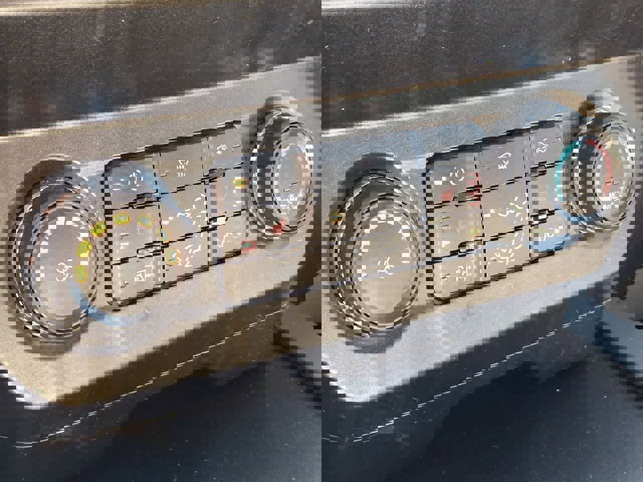 Used 2020 Ford F350 XLT w/ XLT Premium Package image 25