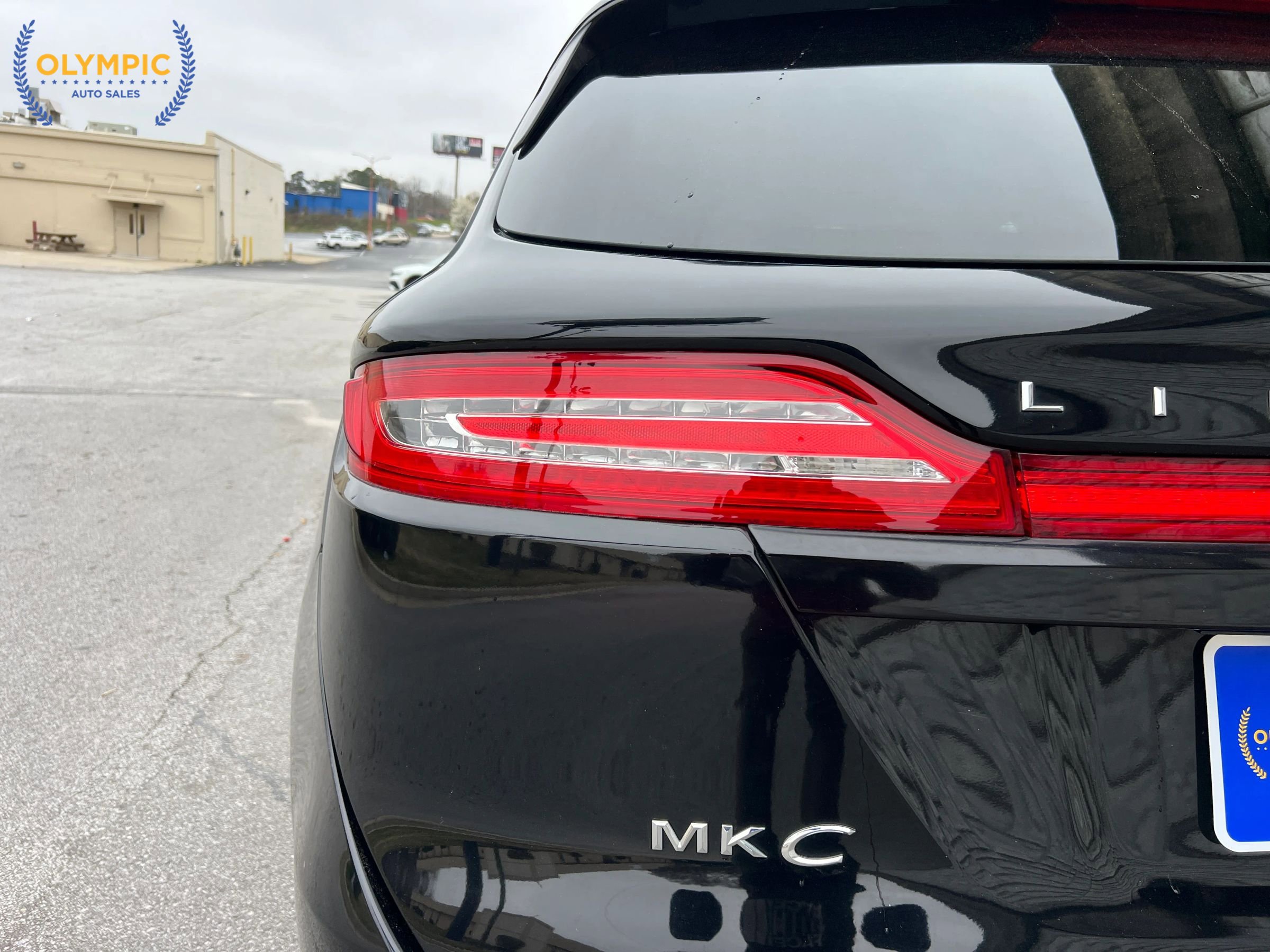 Used 2018 Lincoln MKC Premiere image 16