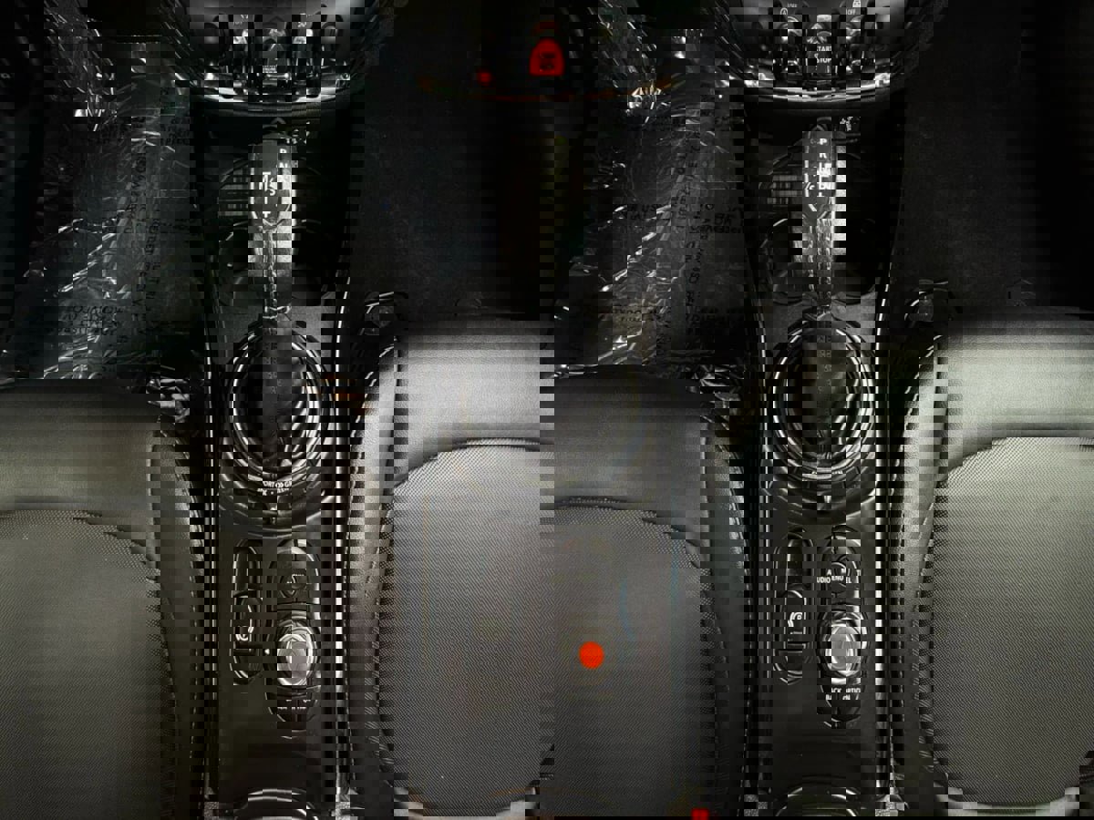 Used 2016 MINI Cooper Clubman image 53