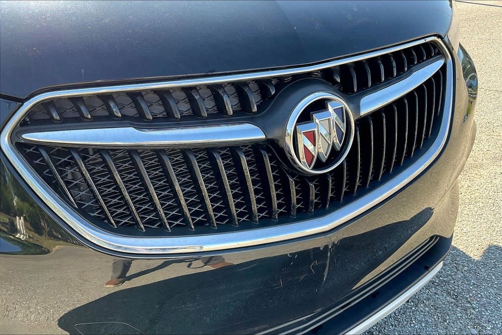 Used 2020 Buick Encore Preferred w/ Safety Package image 27