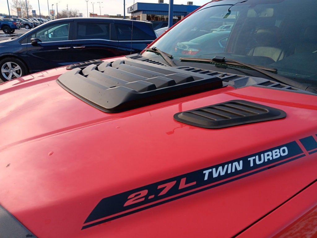 Used 2018 Ford F150 XLT w/ Equipment Group 302A Luxury image 6