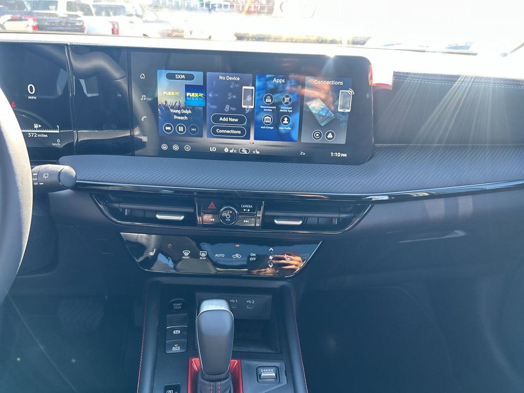 New 2026 Nissan Kicks SR image 16