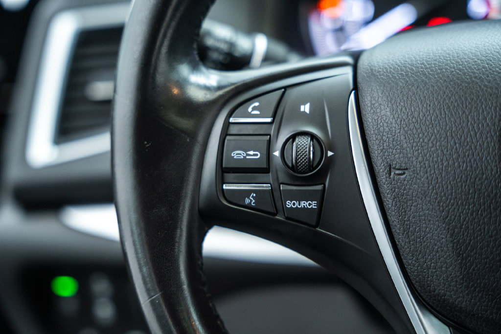 Used 2018 Acura TLX FWD image 26