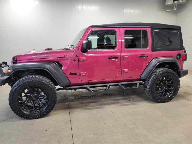Used 2024 Jeep Wrangler Unlimited Sport AWD/4WD image 4