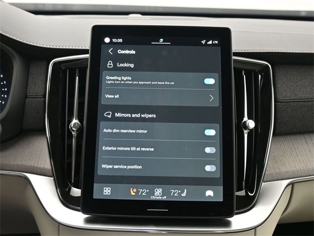 Used 2026 Volvo XC90 B6 Ultra w/ Protection Package Premier image 18