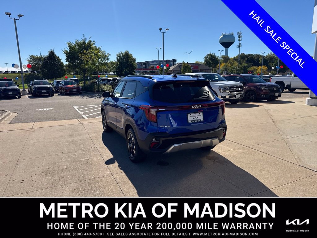 Used 2026 Kia Seltos S AWD/4WD image 3