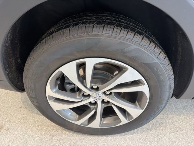 Certified 2022 Buick Envision Essence w/ Technology Package I FWD image 7