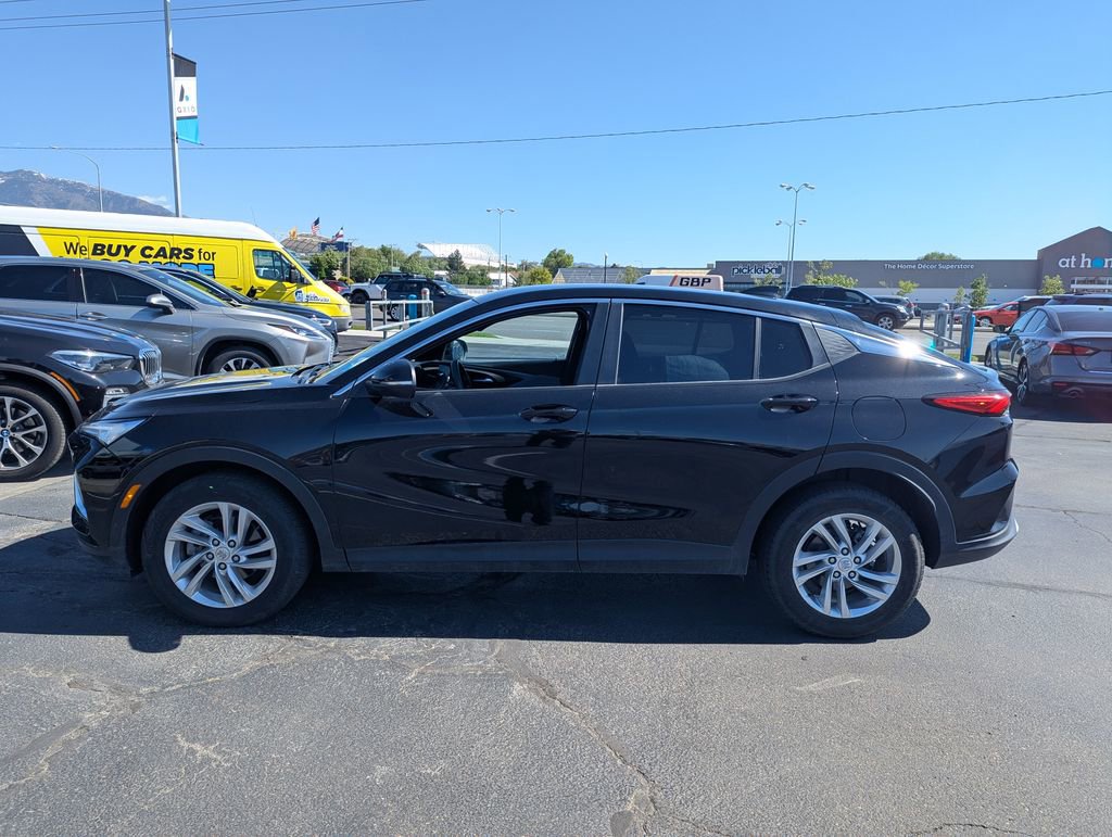 Used 2025 Buick Envista Preferred FWD image 8