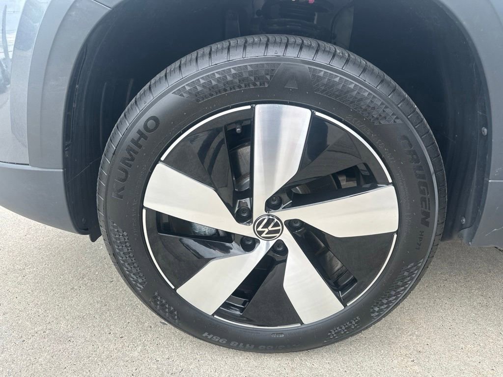 Used 2025 Volkswagen Taos S AWD/4WD image 33