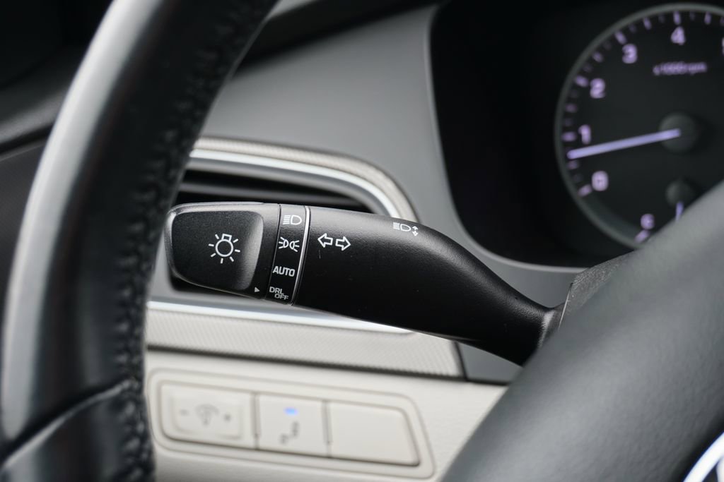 Used 2015 Hyundai Sonata Sport w/ Option Group 03 image 18