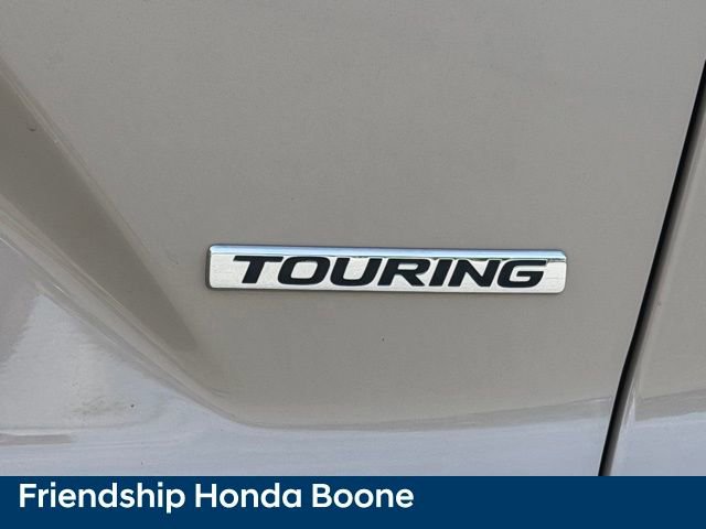 Used 2018 Honda CR-V Touring image 13