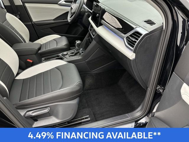 Certified 2025 Volkswagen Taos SEL image 26