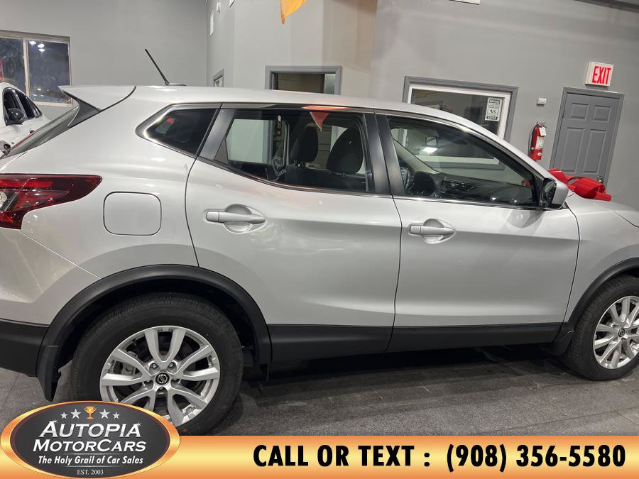 Used 2021 Nissan Rogue Sport S FWD image 7