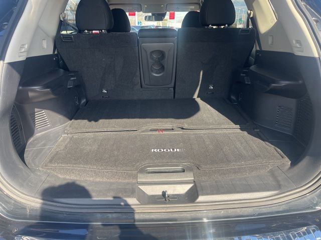 Certified 2019 Nissan Rogue SV w/ Premium Package image 23