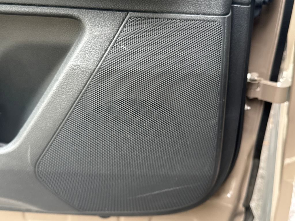 Used 2024 Nissan Pathfinder Platinum w/ Cargo Package image 31