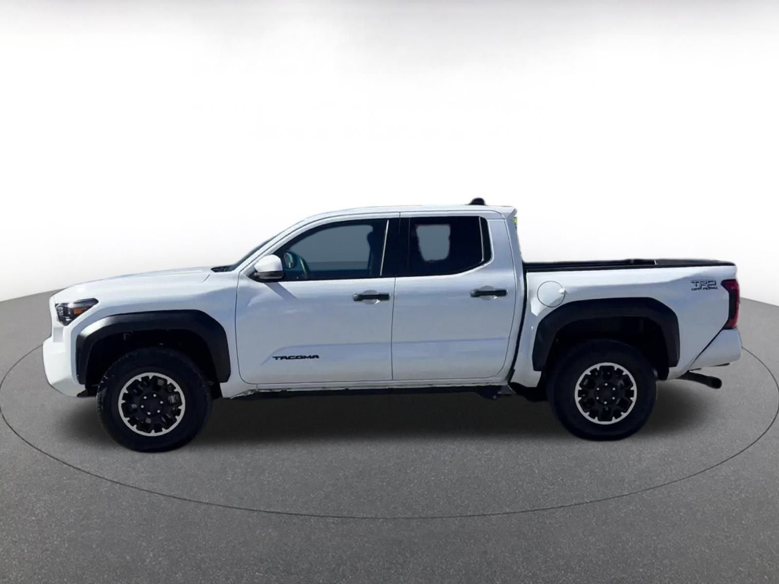 Used 2025 Toyota Tacoma TRD Off-Road image 9