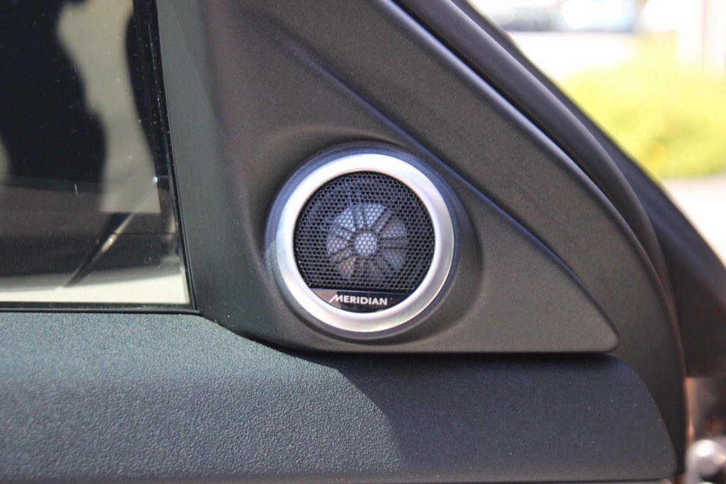 Used 2024 Land Rover Range Rover Evoque Dynamic SE image 13