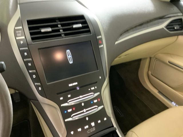 Used 2015 Lincoln MKZ AWD w/ Equipment Group 102A Reserve image 21