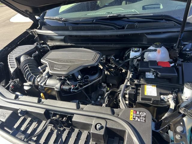 Certified 2025 Cadillac XT5 Premium Luxury w/ Technology Package AWD/4WD image 8