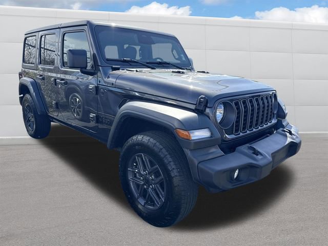 Used 2025 Jeep Wrangler Unlimited Sport AWD/4WD image 8