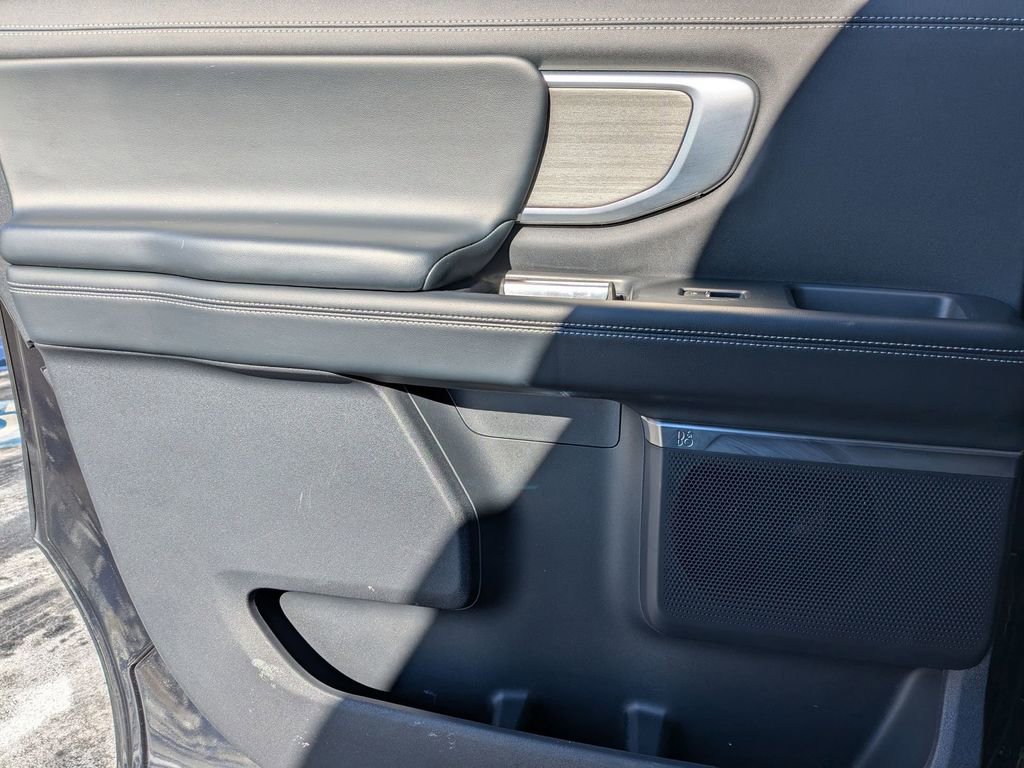 Used 2025 Ford Expedition Max Platinum image 27