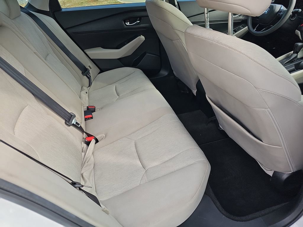Used 2023 Honda Accord EX image 13