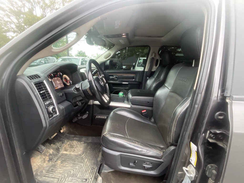 Used 2017 RAM 3500 Laramie AWD/4WD image 20